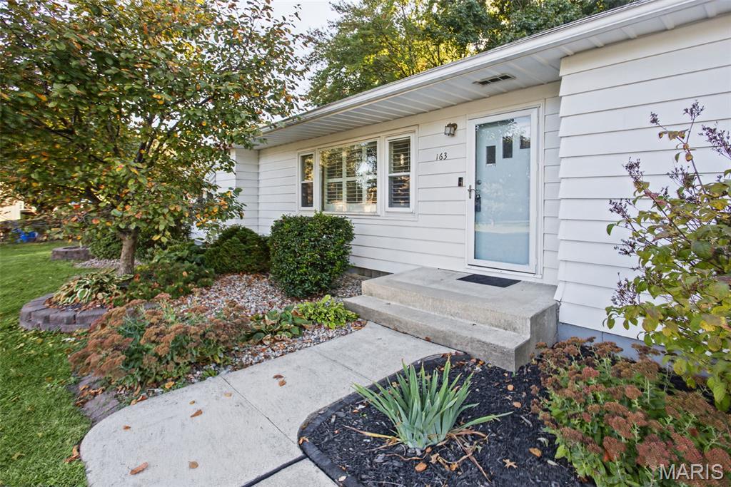 163 Norwood Place Property Photo 3
