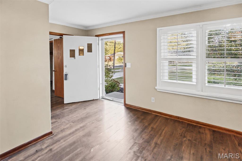 163 Norwood Place Property Photo 4