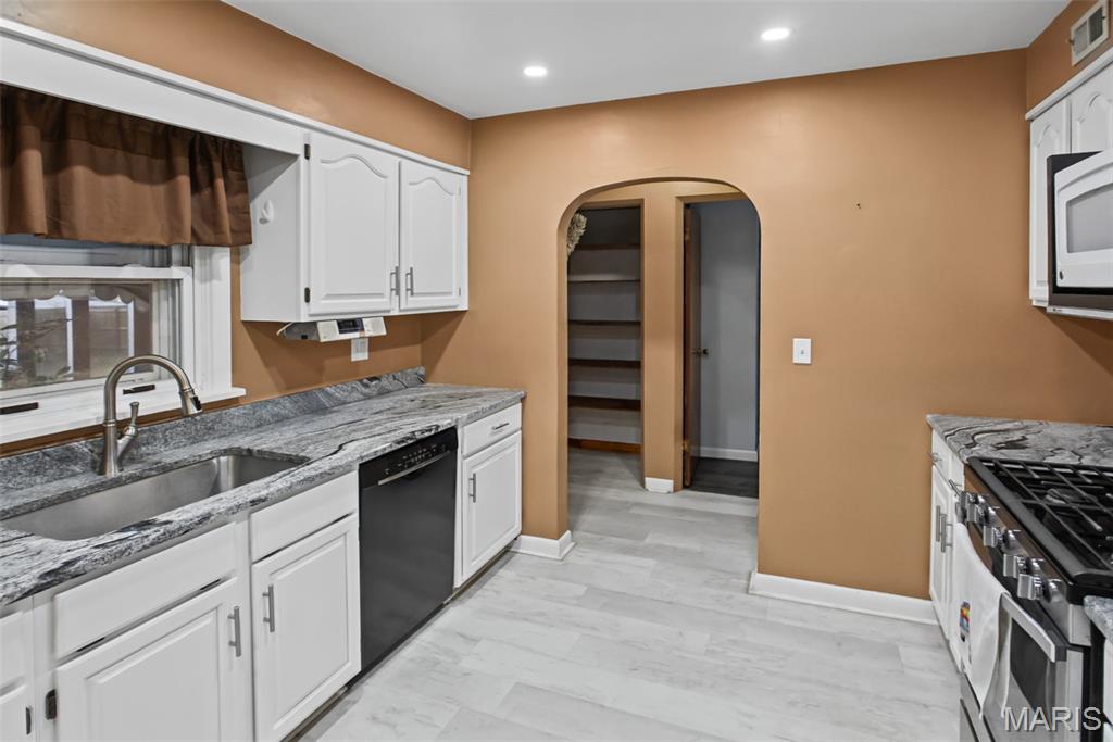 163 Norwood Place Property Photo 12