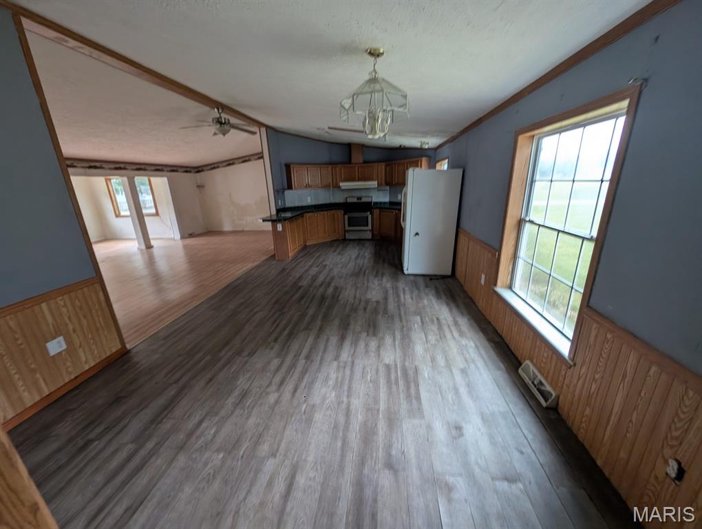 117 S Thompson Street Property Photo 10
