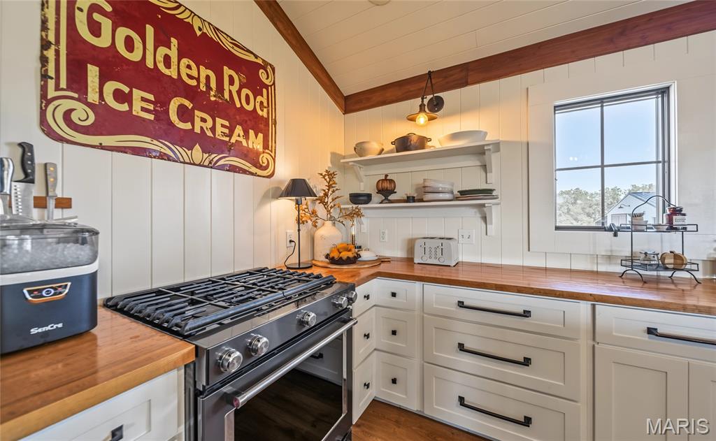 15751 State Route F Property Photo 9