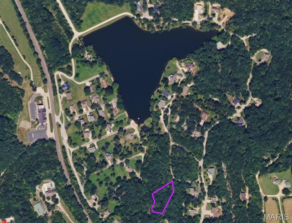 .8 +/- Ac 00c White Oak Property Photo 2