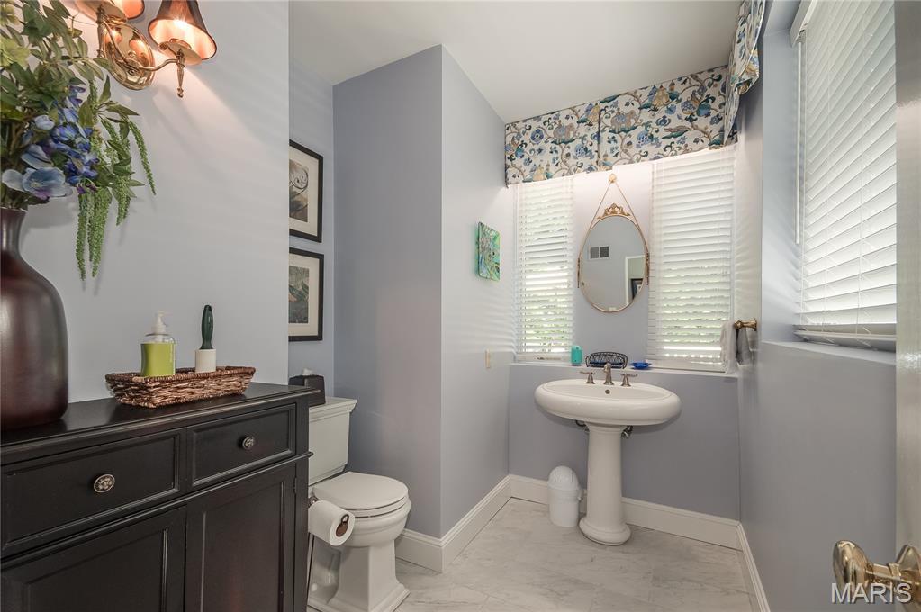 8 Granada Way Property Photo 16