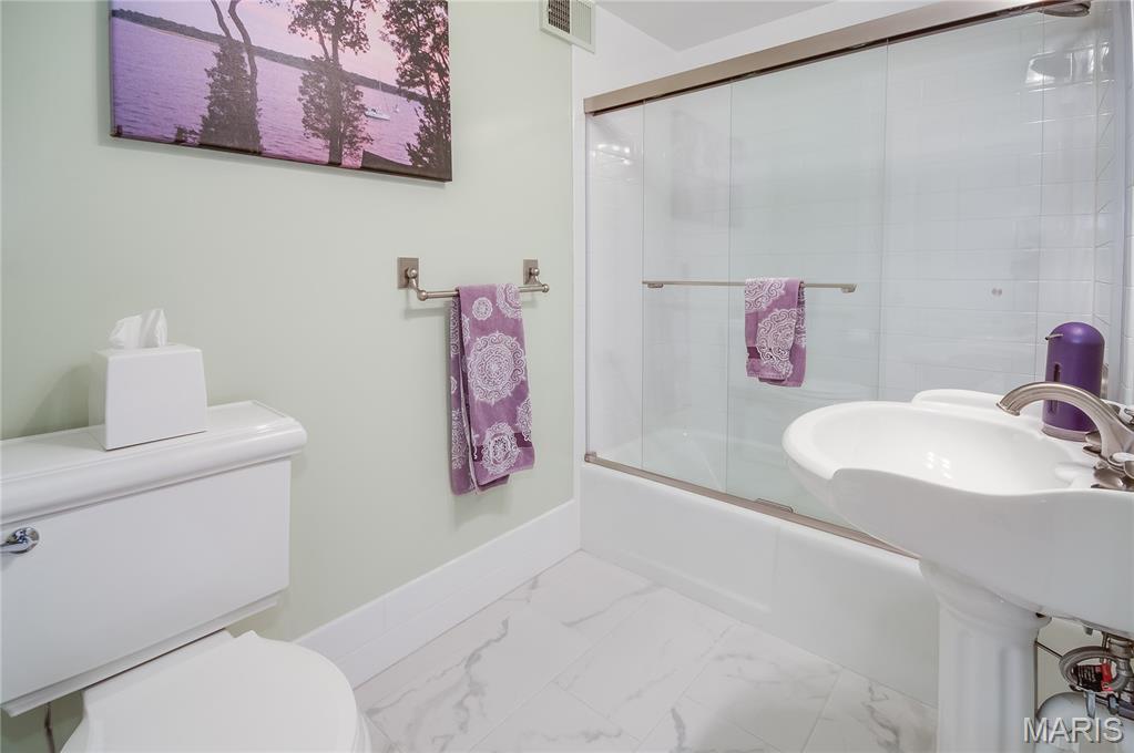 8 Granada Way Property Photo 26
