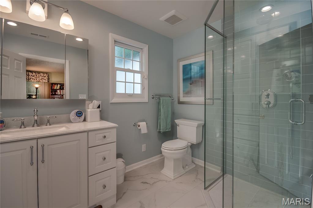 8 Granada Way Property Photo 28