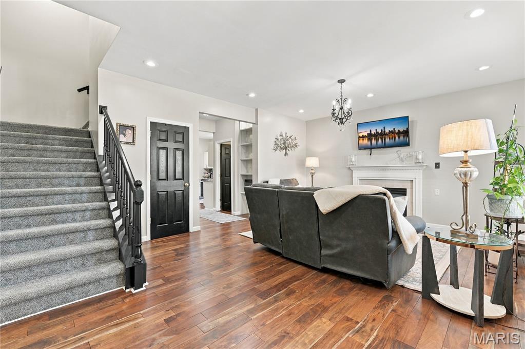 26061927 Property Photo 4