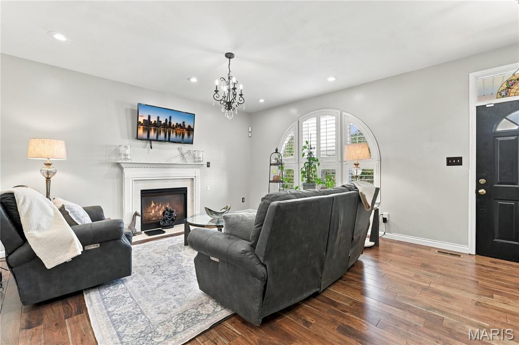 26061927 Property Photo 5