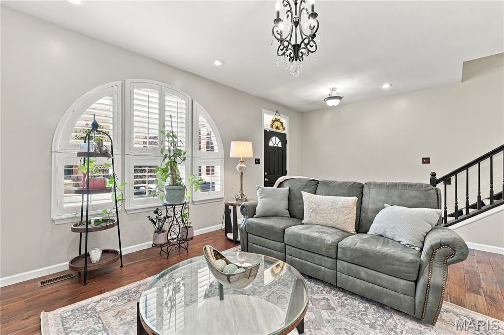 26061927 Property Photo 6