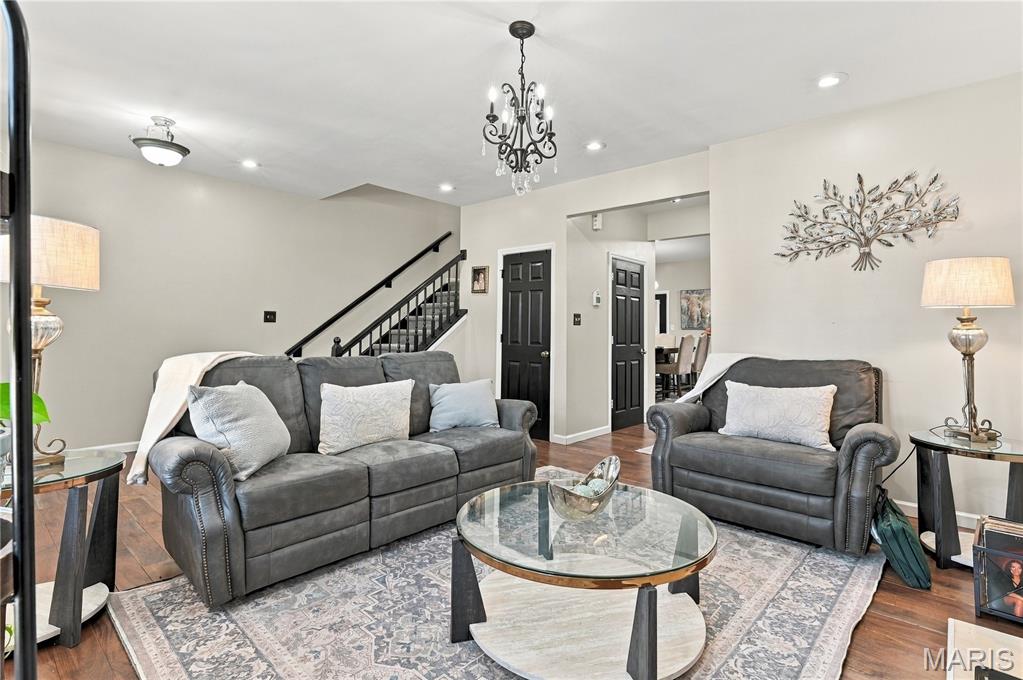 26061927 Property Photo 7