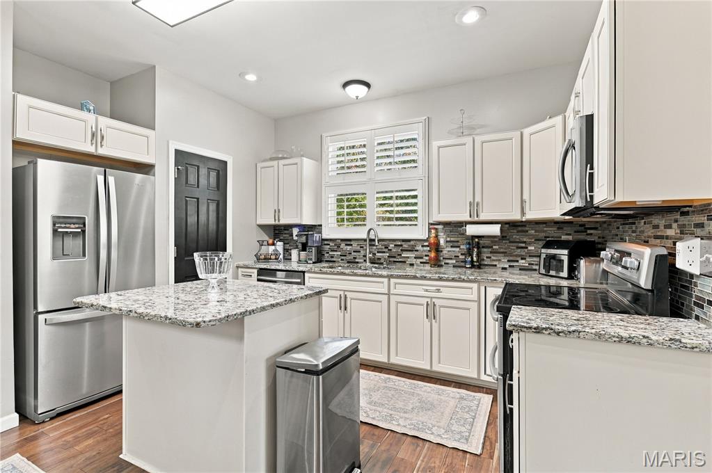 26061927 Property Photo 10