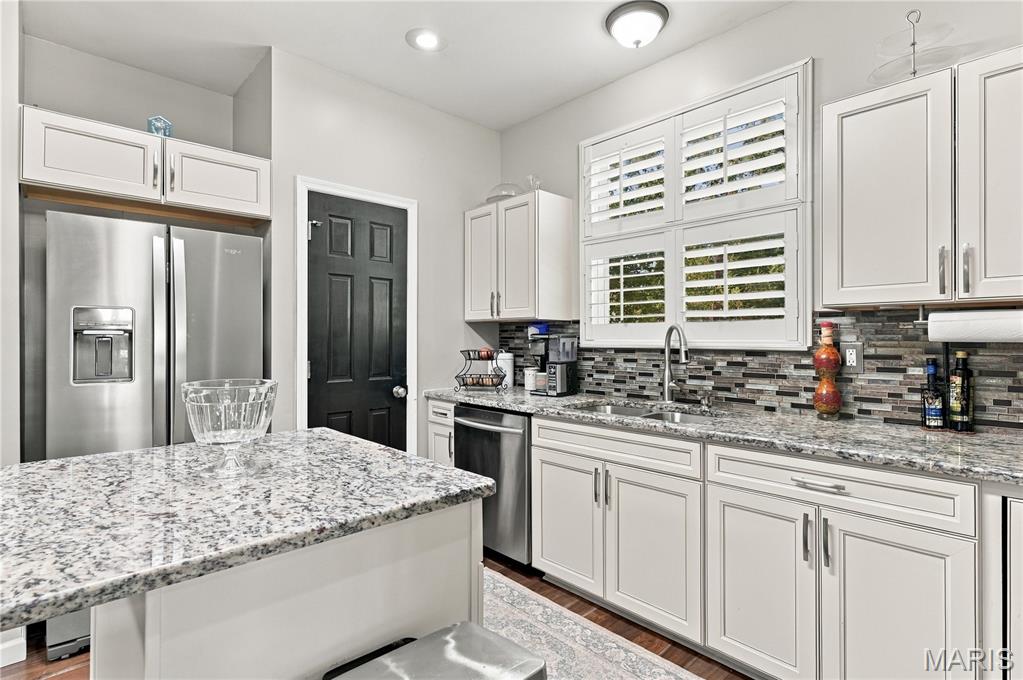 26061927 Property Photo 13