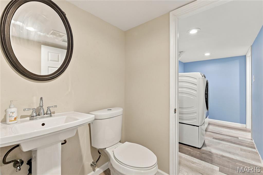 26061927 Property Photo 29