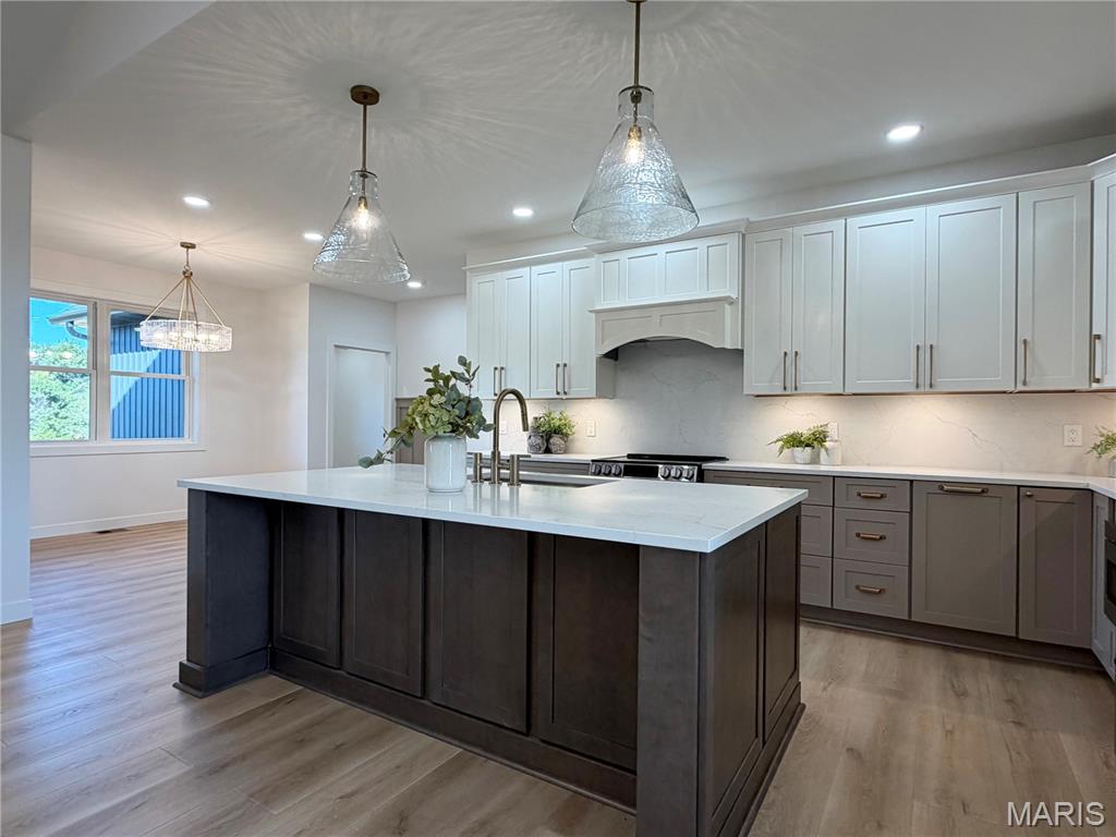 24557 Meadows Trail Property Photo 8