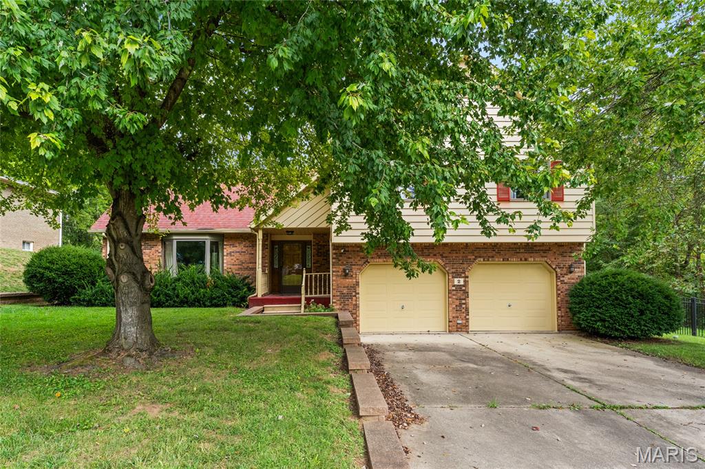 2 Estates View Drive
