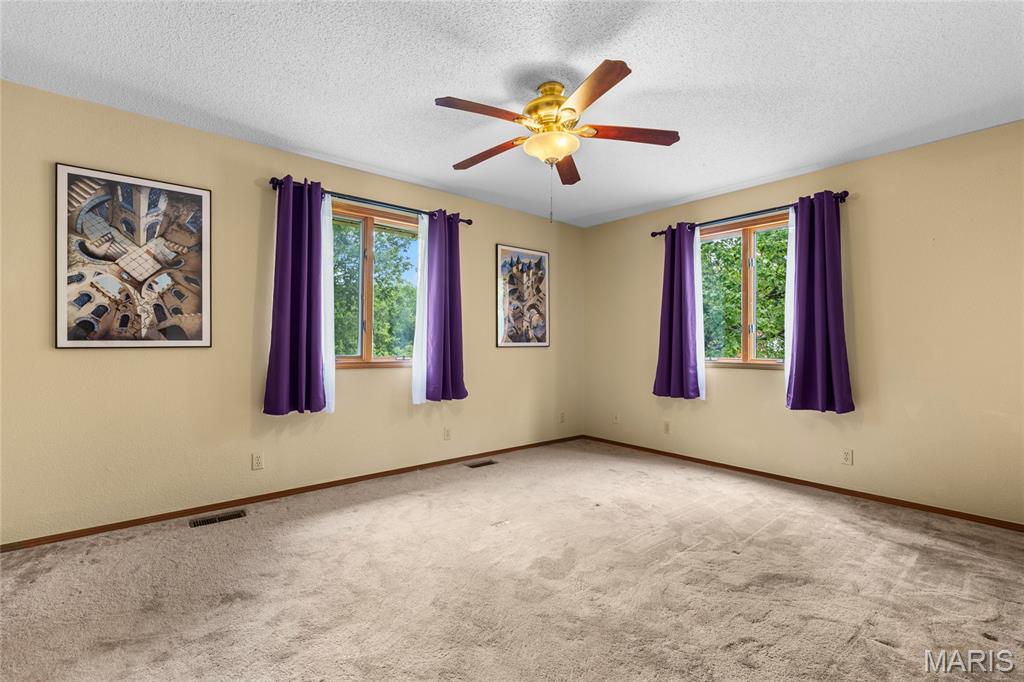 2 Estates View Drive Property Photo 31