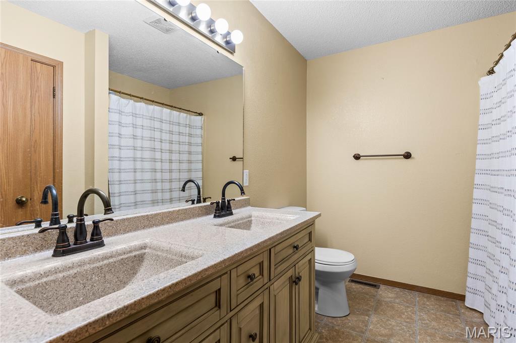 2 Estates View Drive Property Photo 33