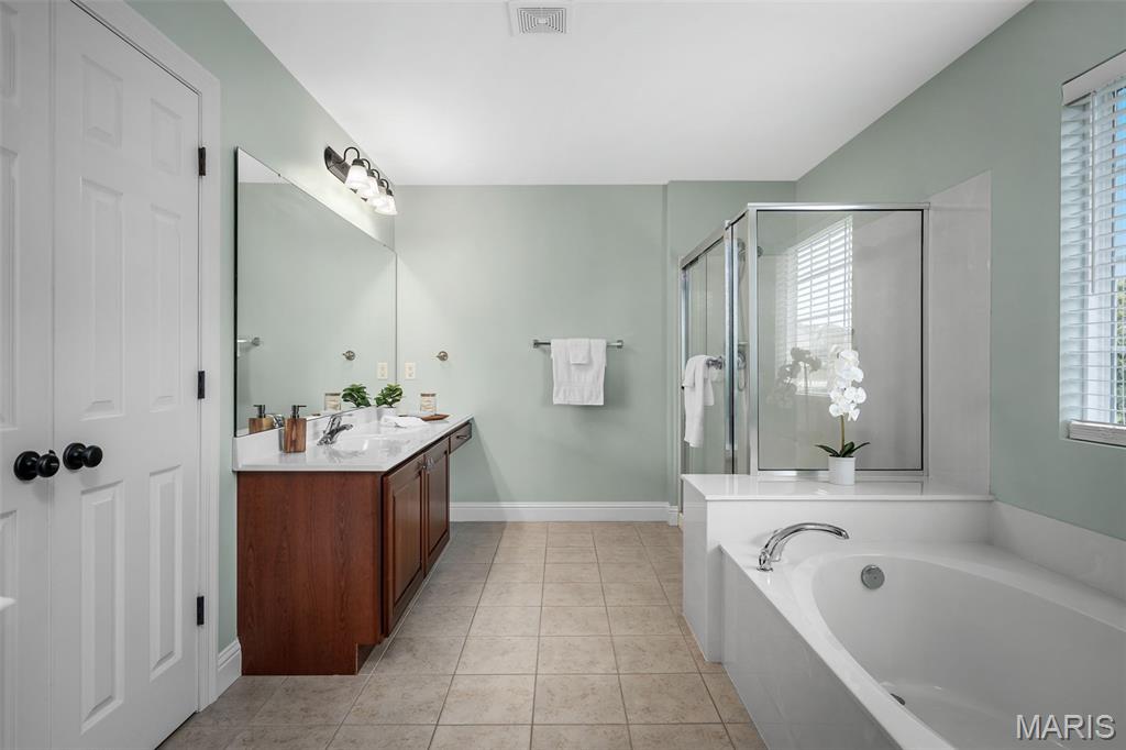 121 Fox Haven Drive Property Photo 33