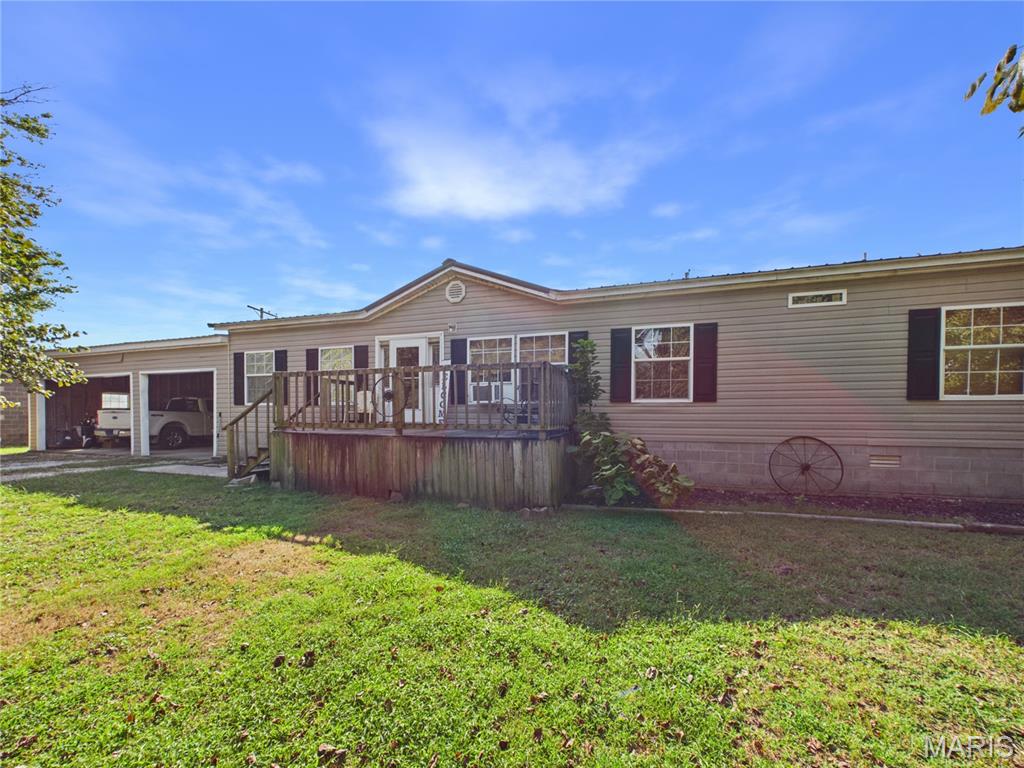 100 E Highway 62 Property Photo 1