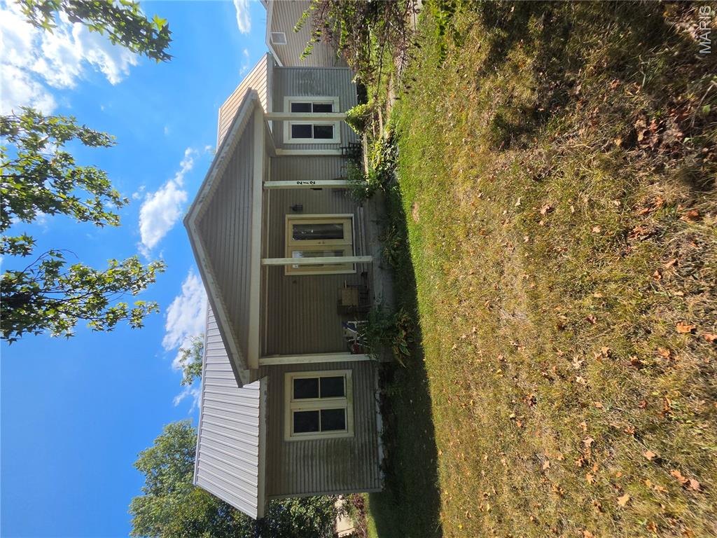 212 E James Boulevard Property Photo 1