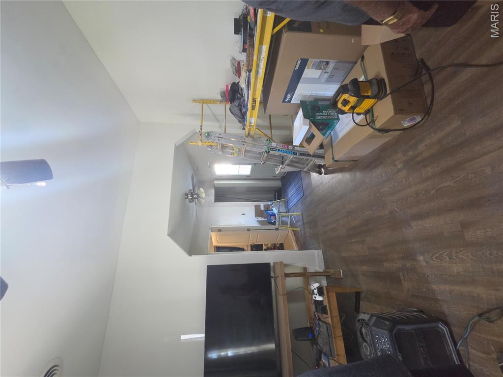 212 E James Boulevard Property Photo 10