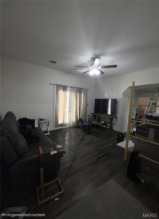 212 E James Boulevard Property Photo 12