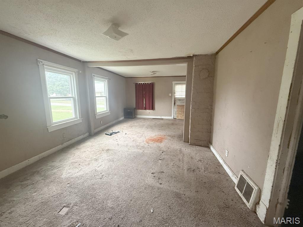 204 Wilson Property Photo 5
