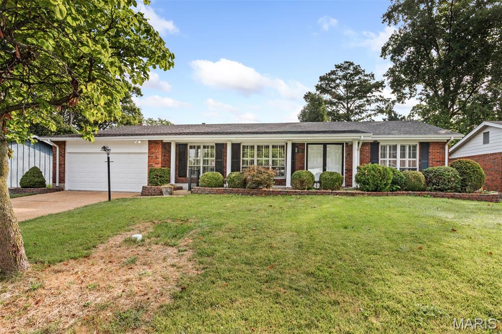 4126 Concord Oaks Drive Property Photo 2
