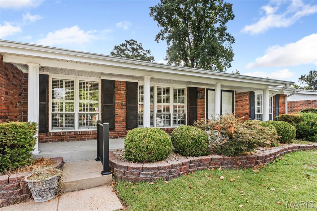4126 Concord Oaks Drive Property Photo 4