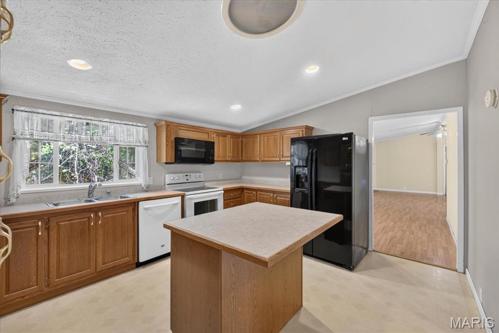 232 Westwind Trail Property Photo 12