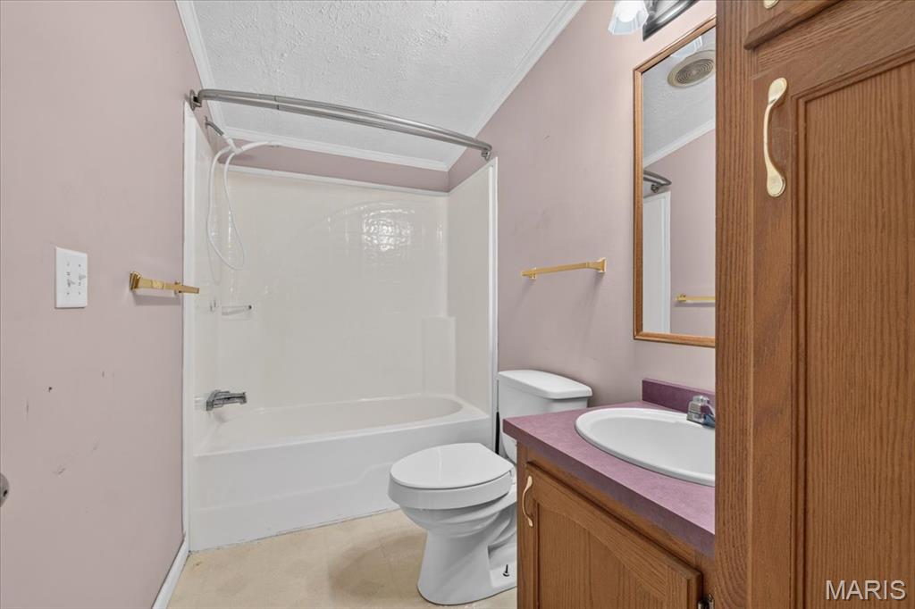 232 Westwind Trail Property Photo 18