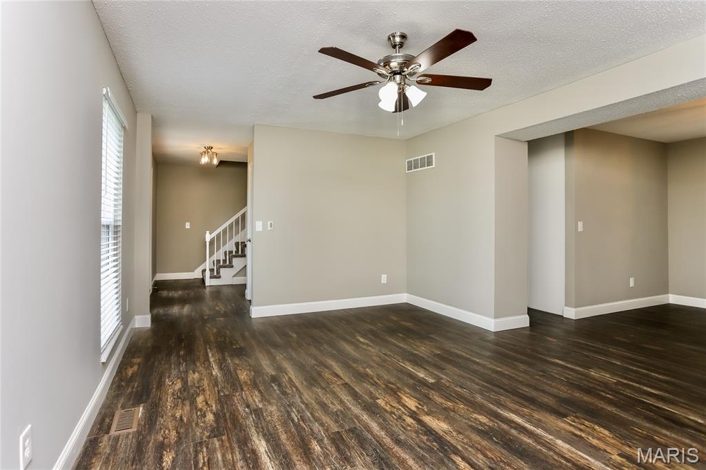 710 Westbridge Drive Property Photo 2
