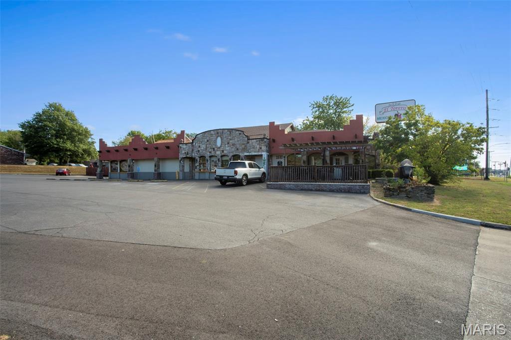 1830 E Jackson Boulevard Property Photo 1