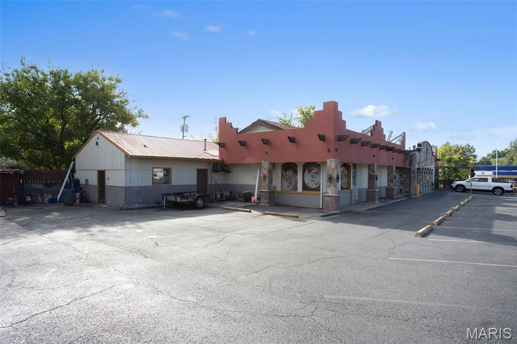1830 E Jackson Boulevard Property Photo 6