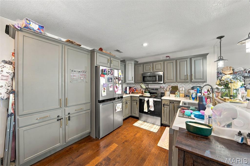 351 Murfield Property Photo 5