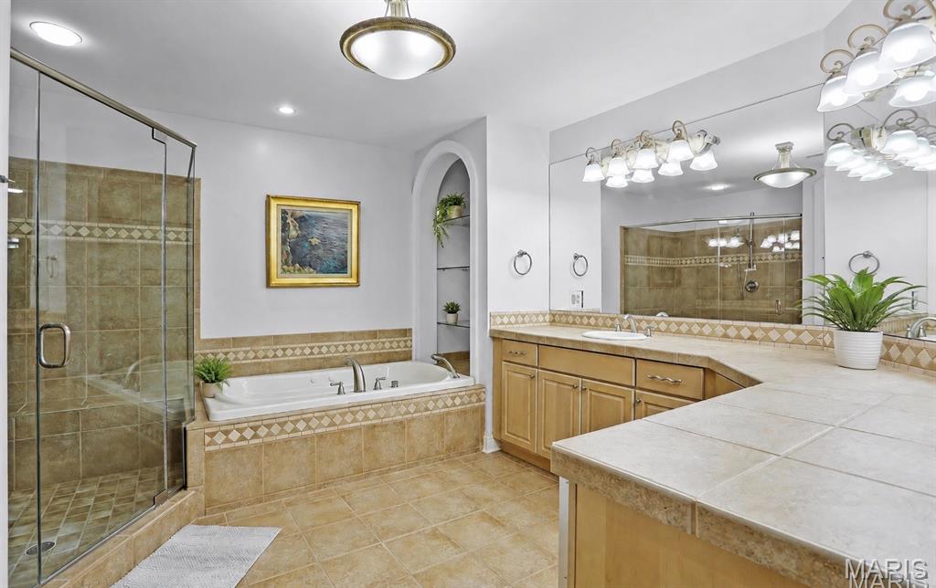 522 Morel Court Property Photo 14