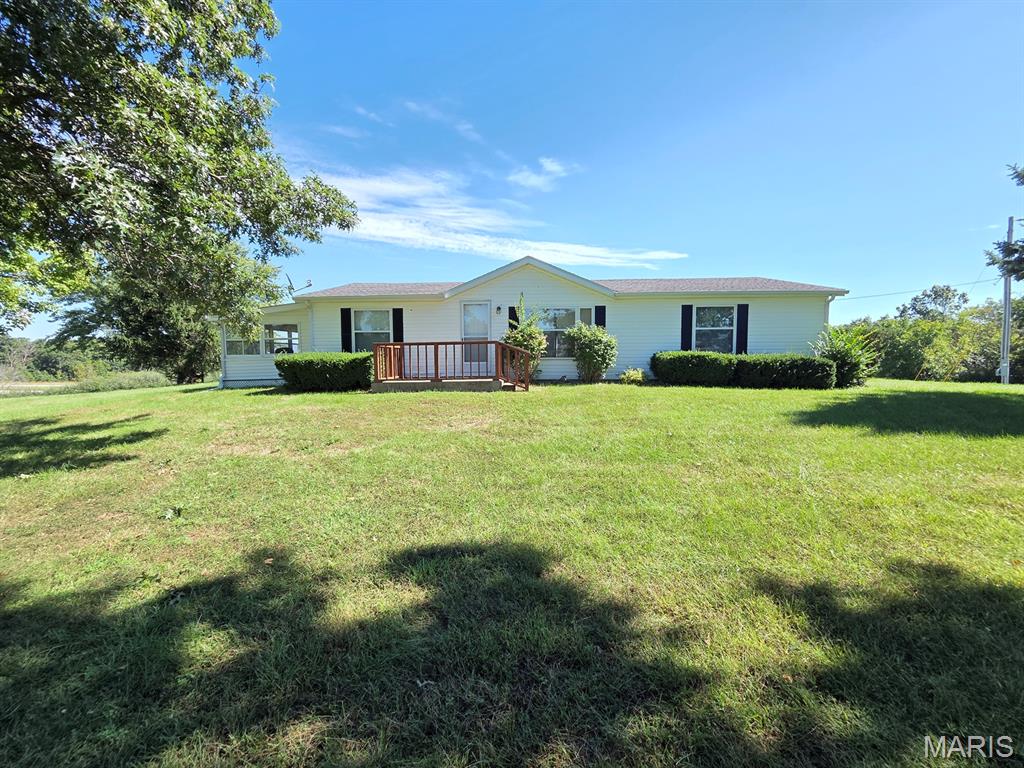 31718 Casino Drive Property Photo 3