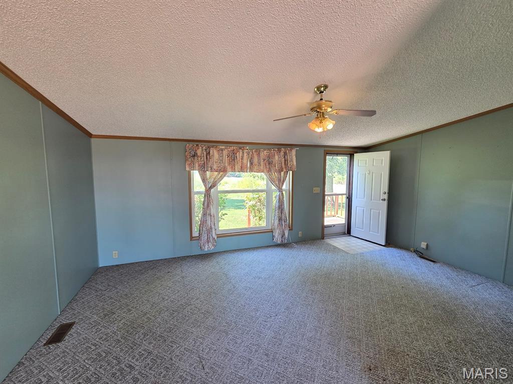 31718 Casino Drive Property Photo 23