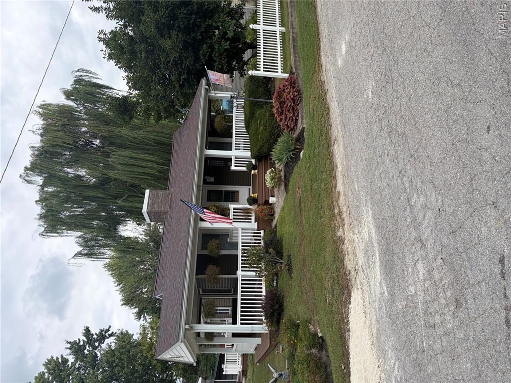 210 S Main Cross Street Property Photo 1