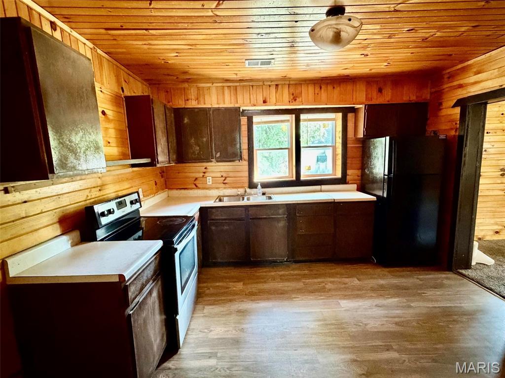 308 M- South High Street Property Photo 6