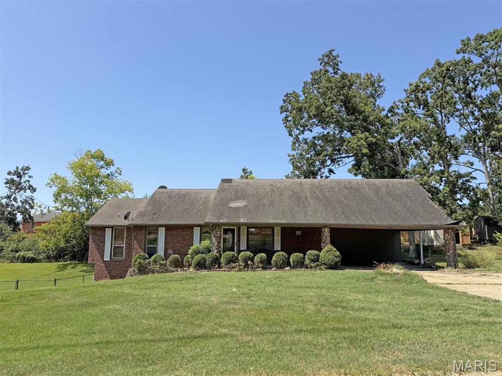 2033 Meadows Road Property Photo 1