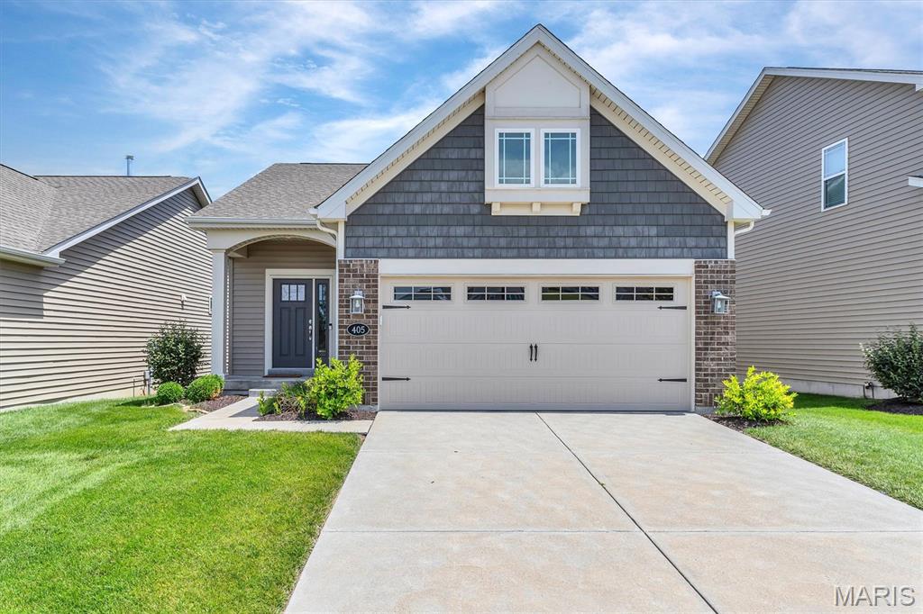 405 Copperfield Court Property Photo 1