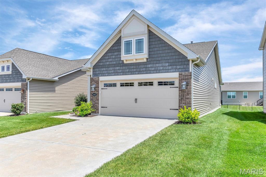 405 Copperfield Court Property Photo 4