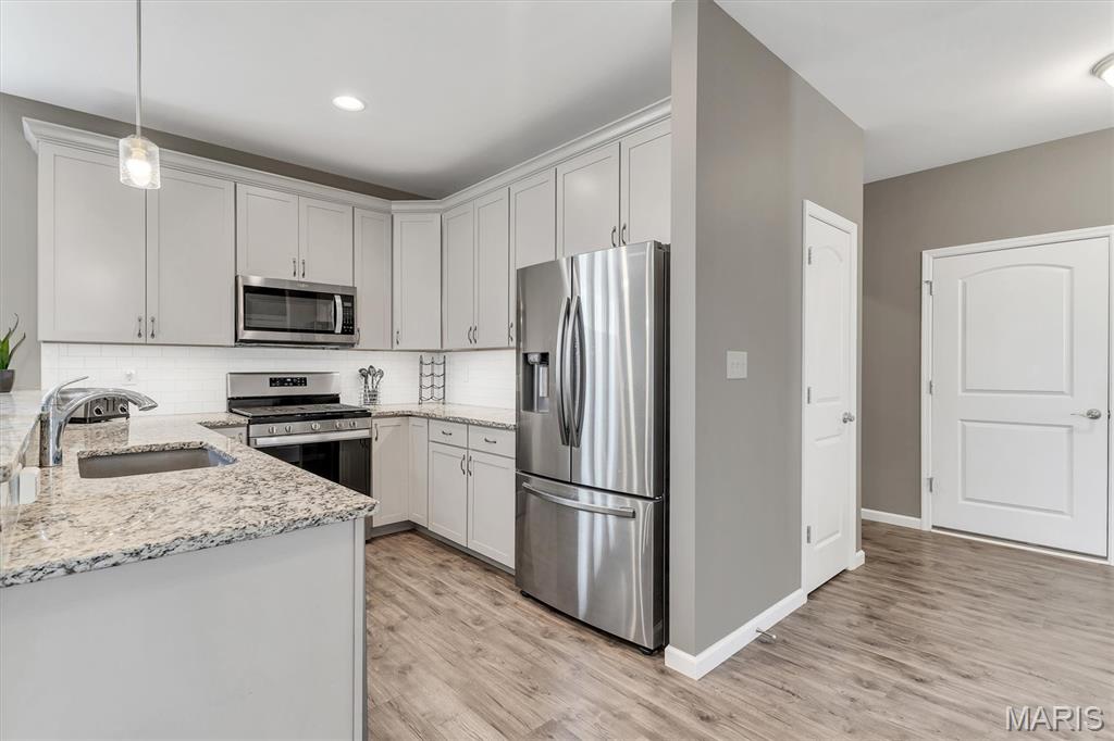 405 Copperfield Court Property Photo 13