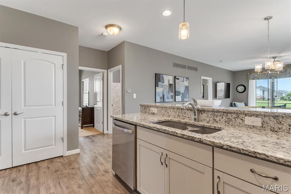 405 Copperfield Court Property Photo 15