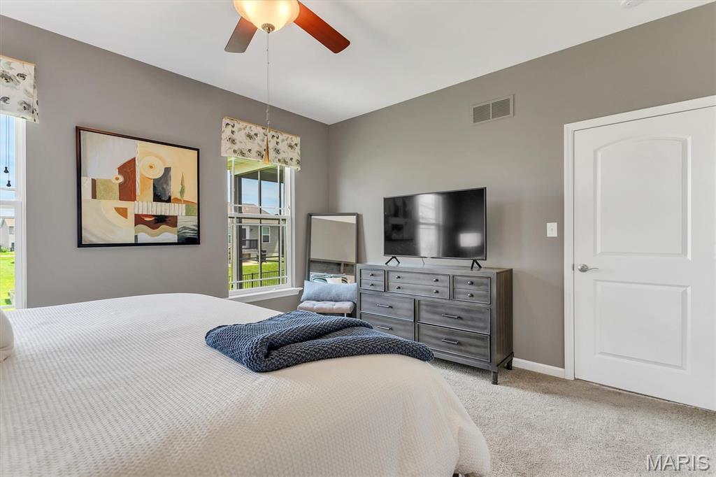 405 Copperfield Court Property Photo 28