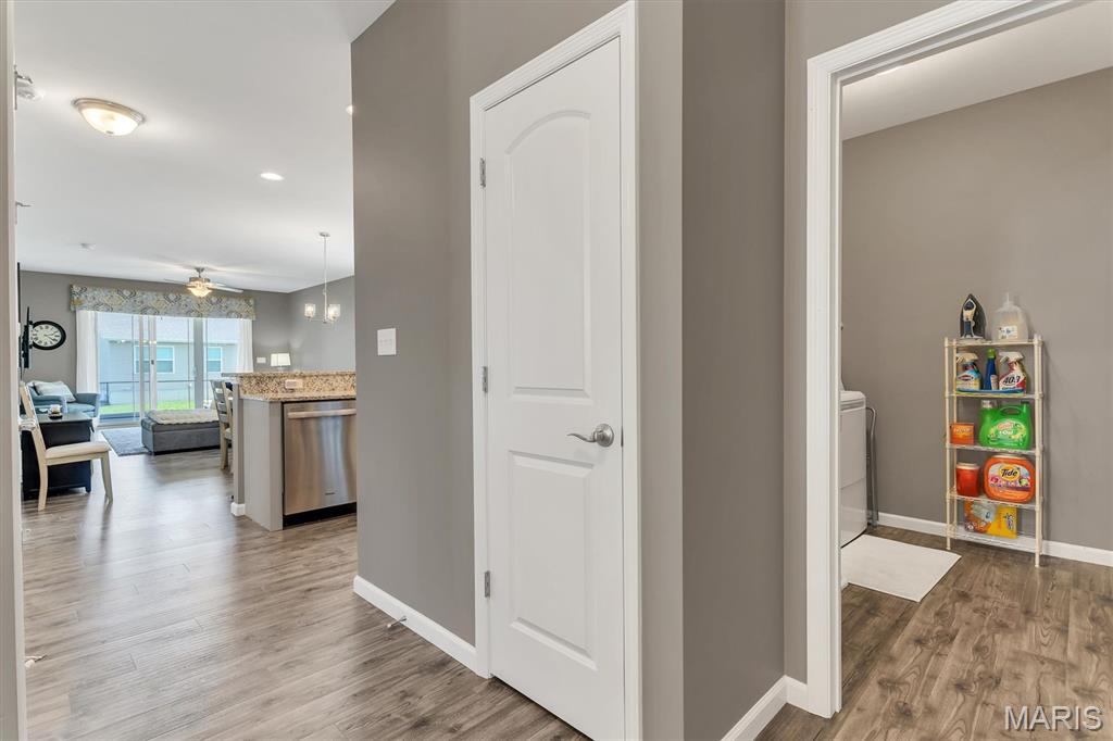 405 Copperfield Court Property Photo 41