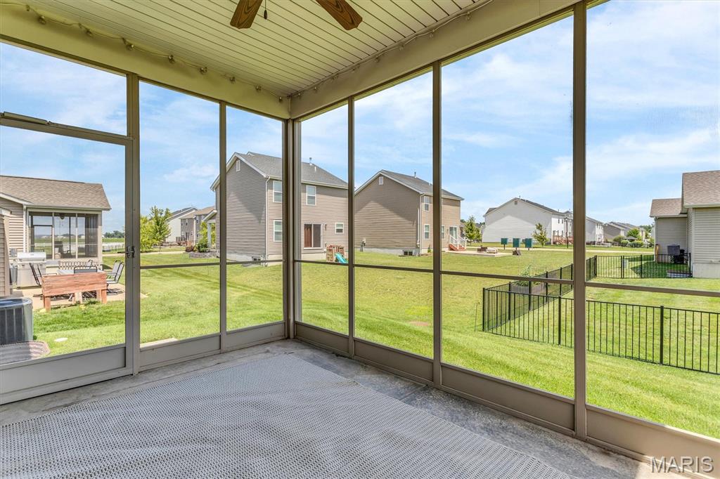 405 Copperfield Court Property Photo 42