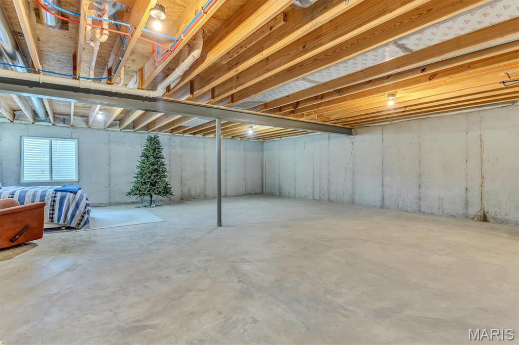 405 Copperfield Court Property Photo 47