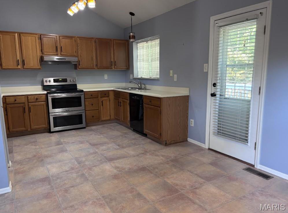 1422 Eagles Way Court Property Photo 6