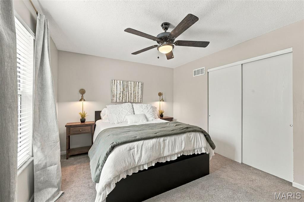 6 S Perry Circle Property Photo 15